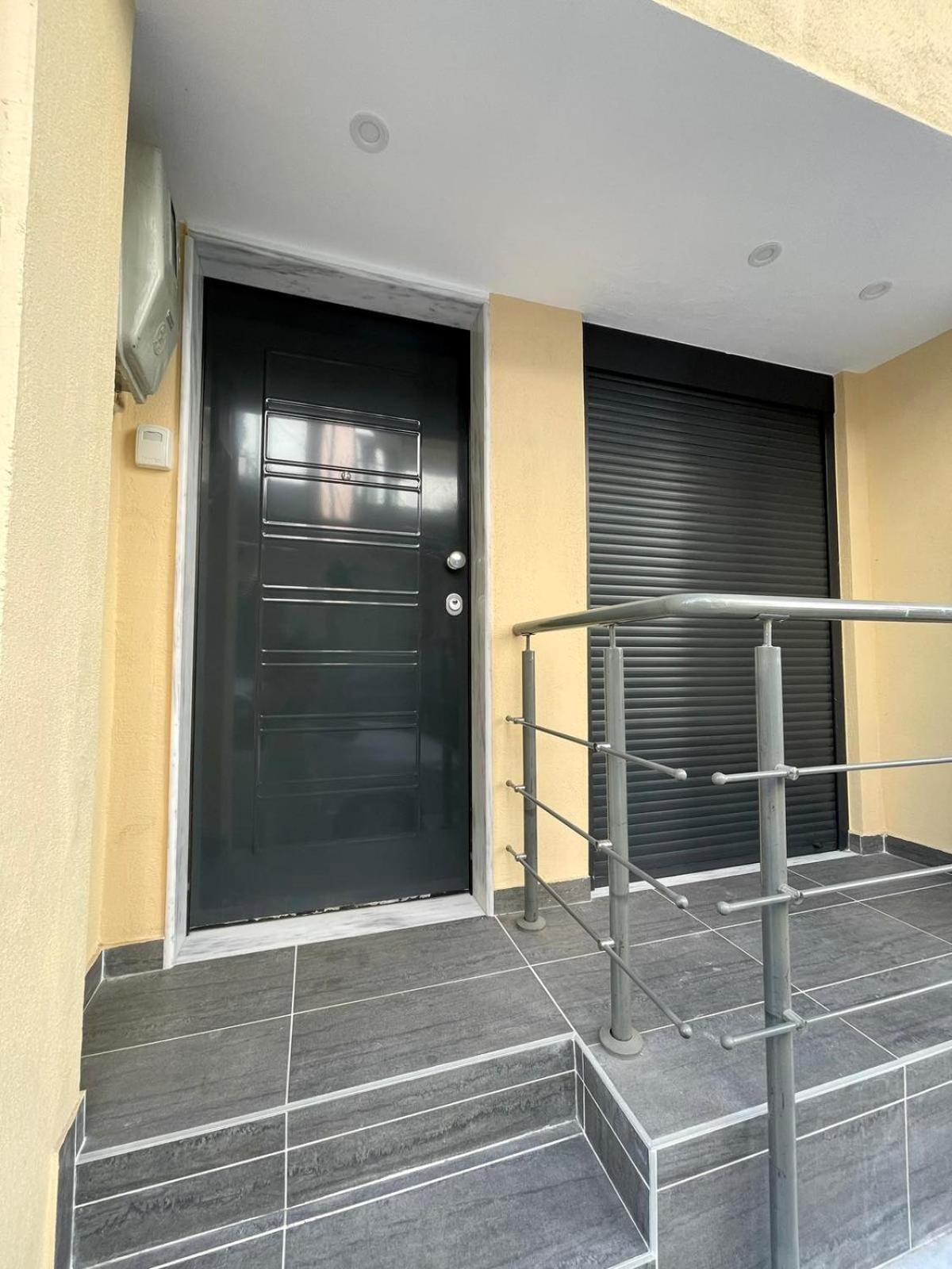 Minimal Two-floor Apartmán
