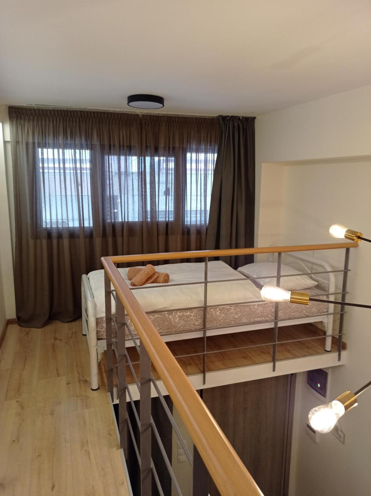 Minimal Two-floor Apartmán Soluň