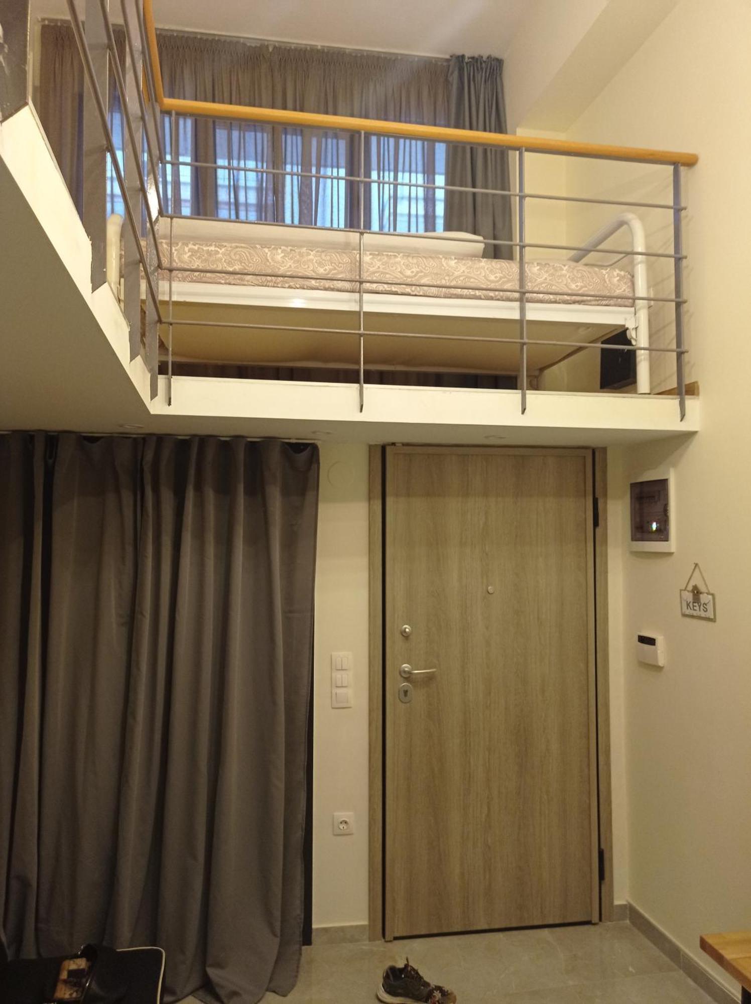 Minimal Two-floor *